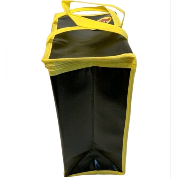 Buc-ee’s Buc Cooler Bag Brand New With Tag Black W/ Yellow Trim & Zip Cl… - Picture 8 of 8